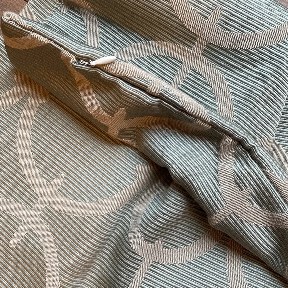 Pillow cover